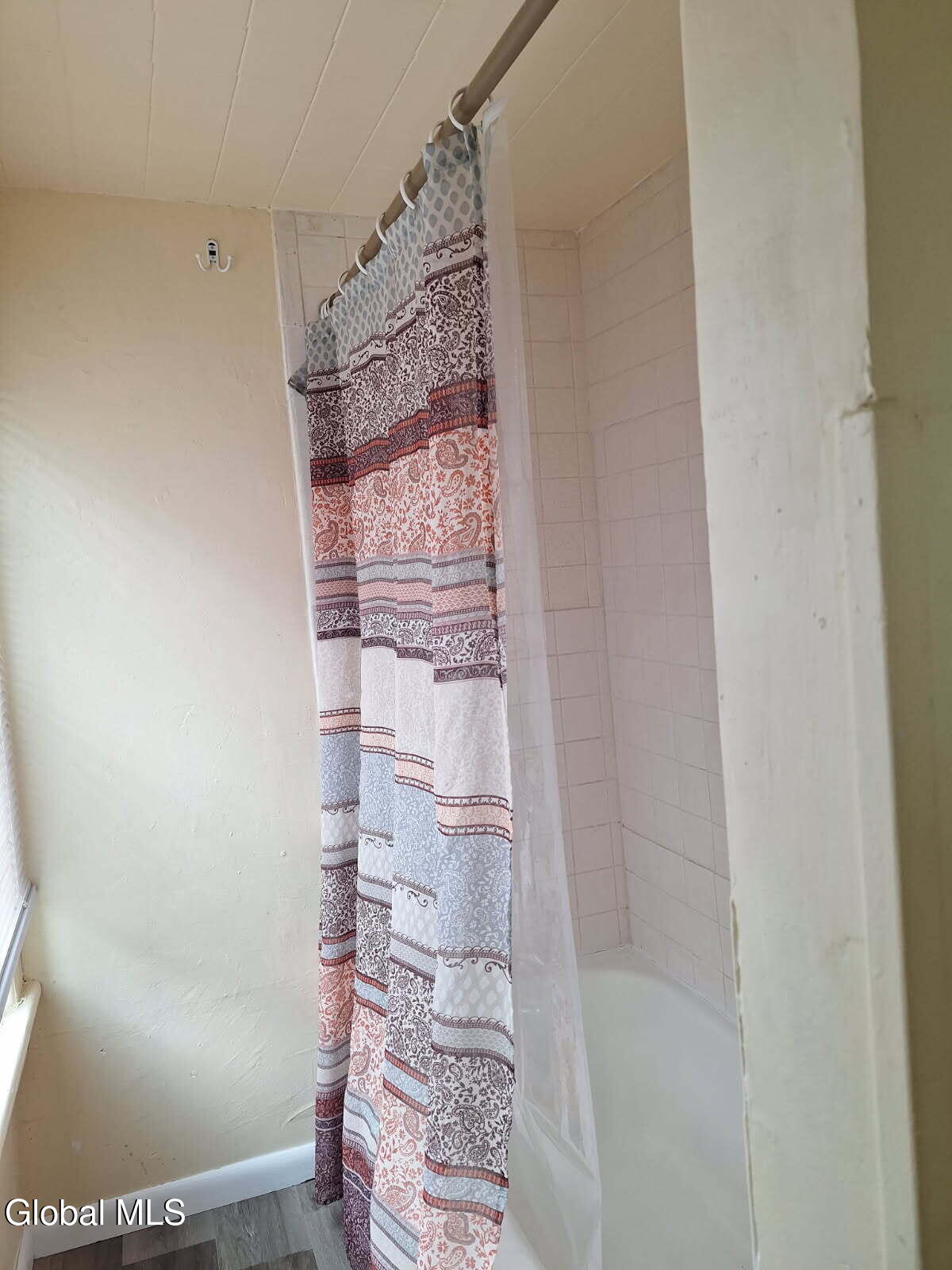 65 13th Street Troy, NY 12180 - Photo 28 of 37 65 13th st bathroom 3