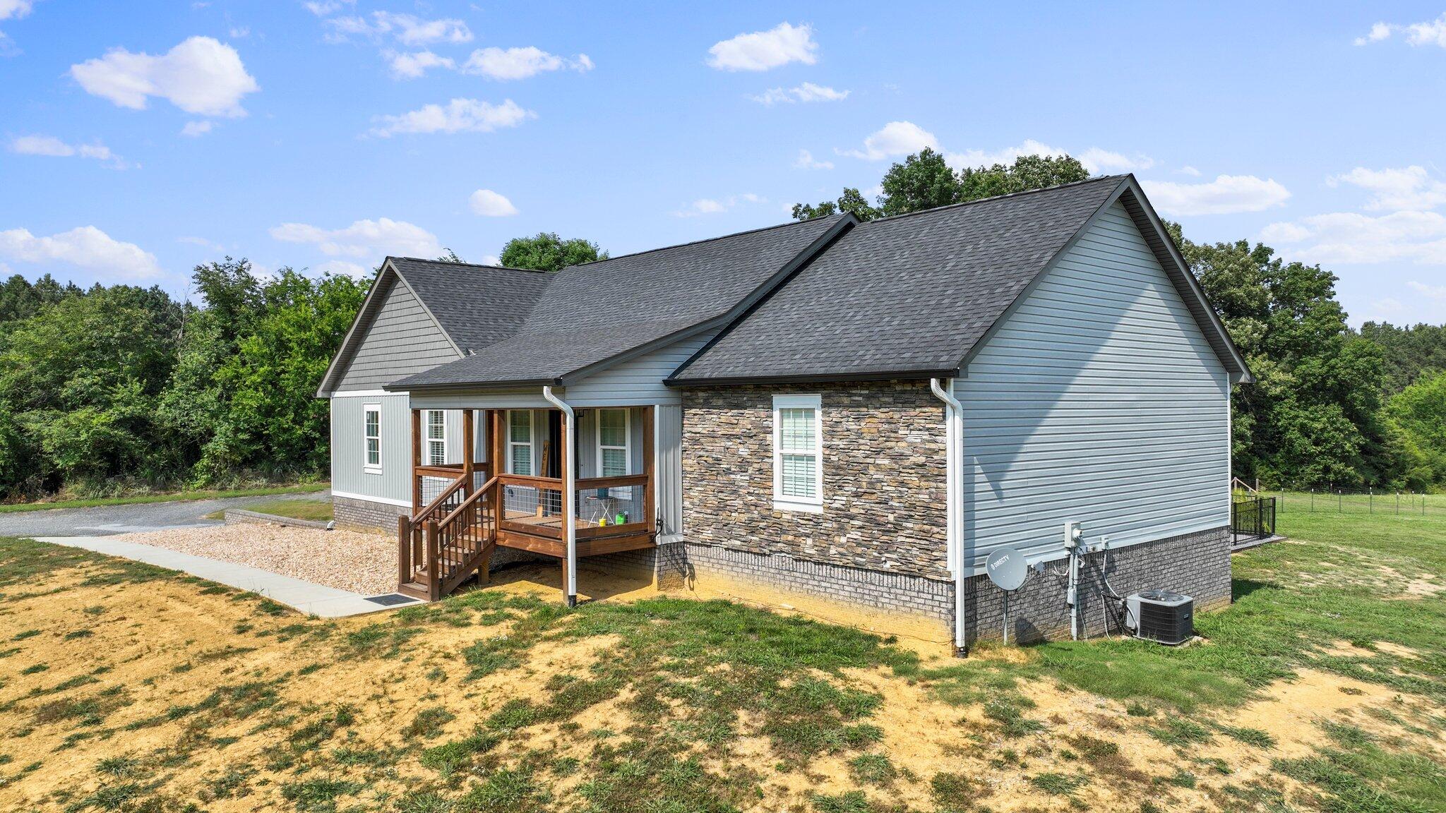701 Red Hill Valley Road Southeast Cleveland, TN 37323 - Photo 1 of 41 1-web-or-mls-Photo_1080295639_DJI_215_jp
