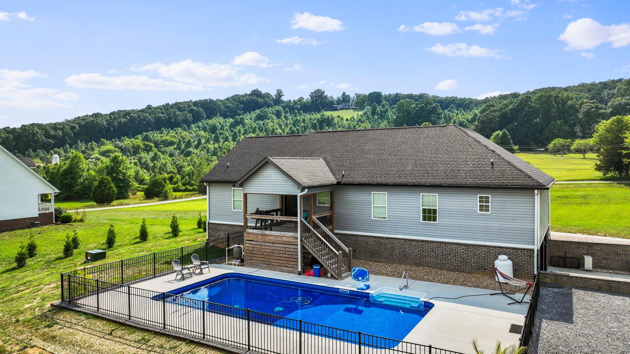 701 Red Hill Valley Road Southeast Cleveland, TN 37323 - Photo 36 of 41 45-web-or-mls-Photo_1080295649_DJI_225_j