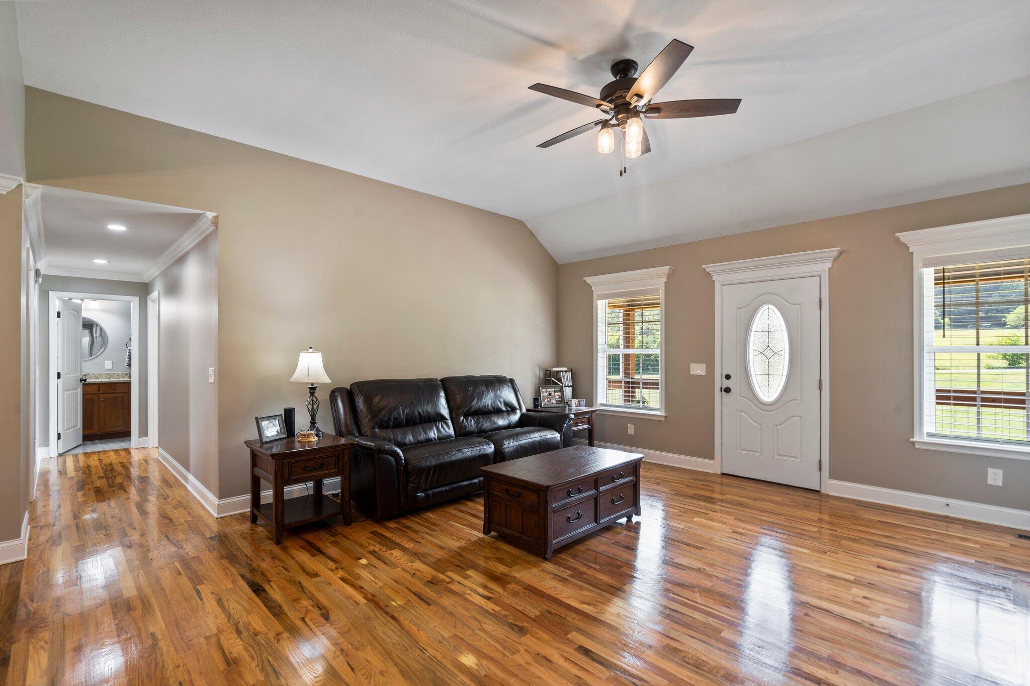 701 Red Hill Valley Road Southeast Cleveland, TN 37323 - Photo 5 of 41 5-web-or-mls-DSC00359