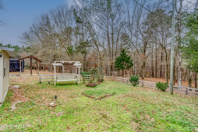 $290,000 | 3471 Pleasant Hill Road, Lena, MS 39094