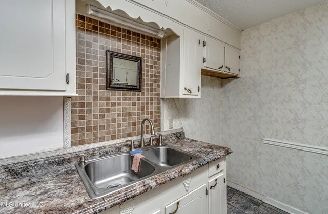 $290,000 | 3471 Pleasant Hill Road, Lena, MS 39094