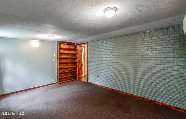 $290,000 | 3471 Pleasant Hill Road, Lena, MS 39094