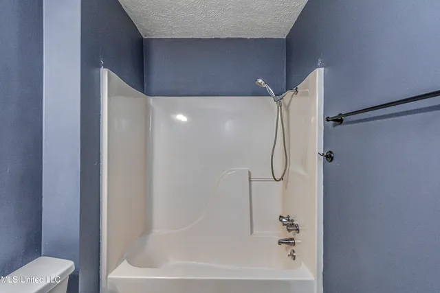 $290,000 | 3471 Pleasant Hill Road, Lena, MS 39094