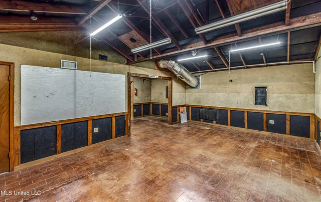 $290,000 | 3471 Pleasant Hill Road, Lena, MS 39094