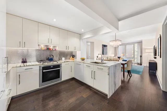 $9,950 | 50 Riverside Boulevard, Unit 11J | Upper West Side