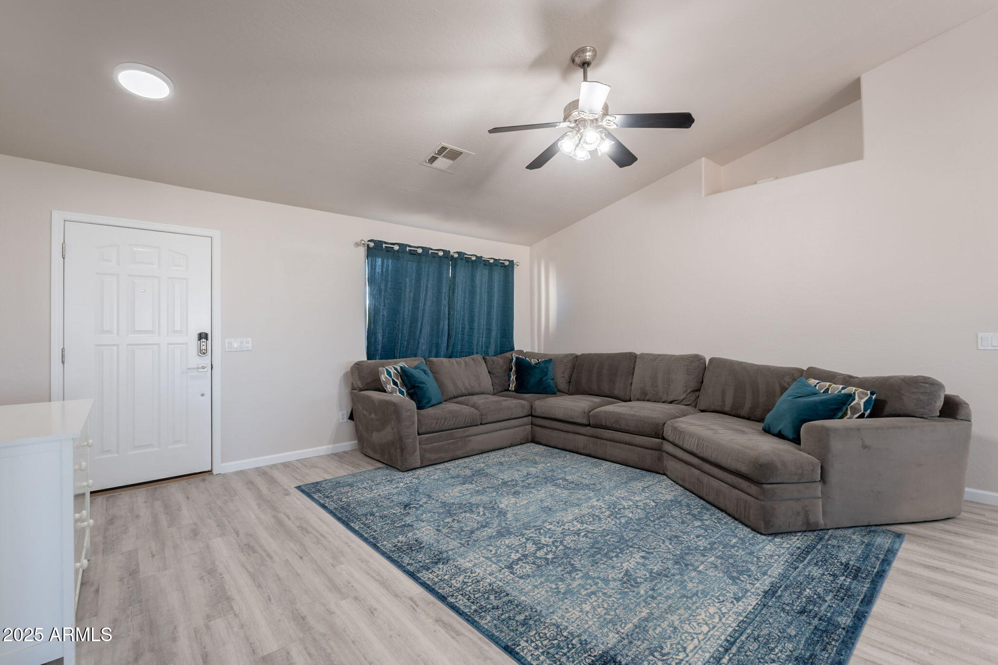 526 West Magma Road San Tan Valley, AZ 85143 - Photo 10 of 57 6-web-or-mls-Magma-6