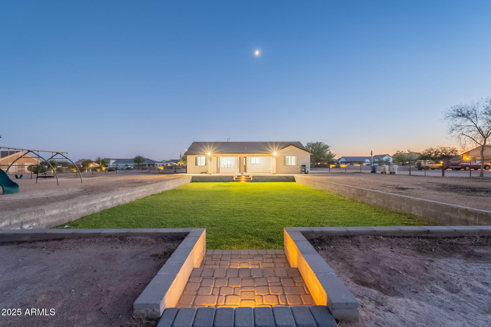 526 West Magma Road San Tan Valley, AZ 85143 - Photo 2 of 57 87-web-or-mls-Magma-87