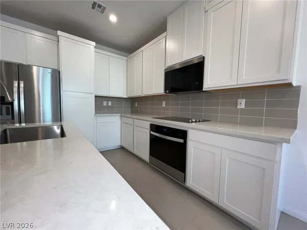 $1,996 | 230 Wewatta Avenue, Henderson, NV 89011