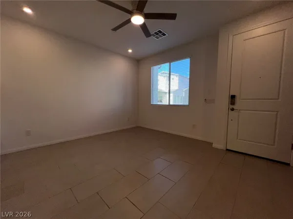 $1,996 | 230 Wewatta Avenue, Henderson, NV 89011