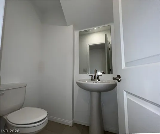 $1,996 | 230 Wewatta Avenue, Henderson, NV 89011