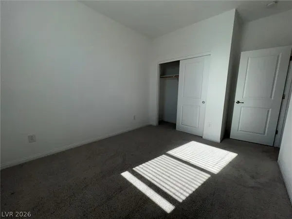 $1,996 | 230 Wewatta Avenue, Henderson, NV 89011