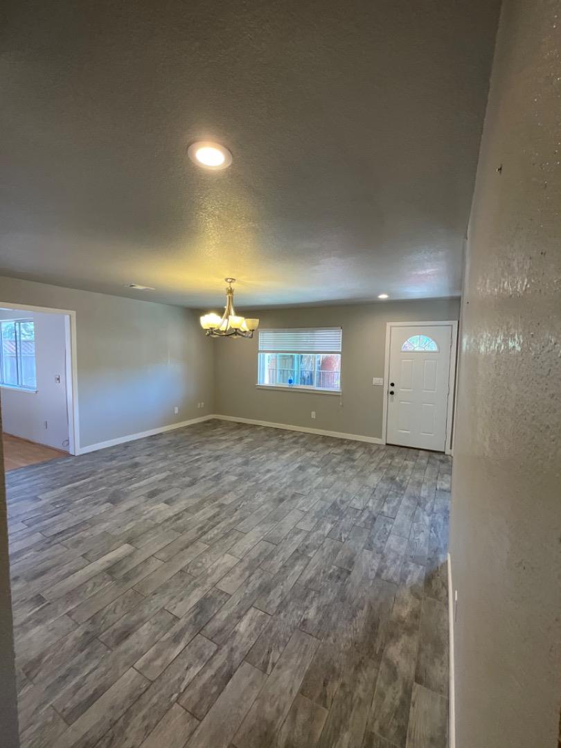 1231 Morey Circle Hollister, CA 95023 - Photo 11 of 16 Gallery Image 11