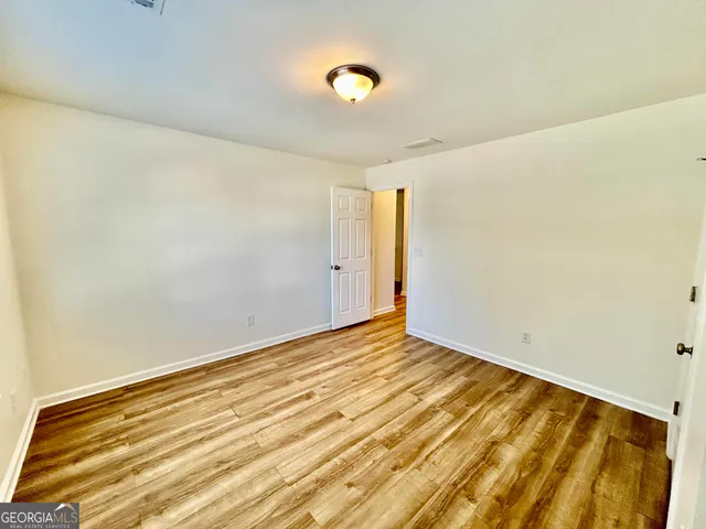 $325,000 | 158 Shadowbrooke Circle Southwest, Loganville, GA 30052