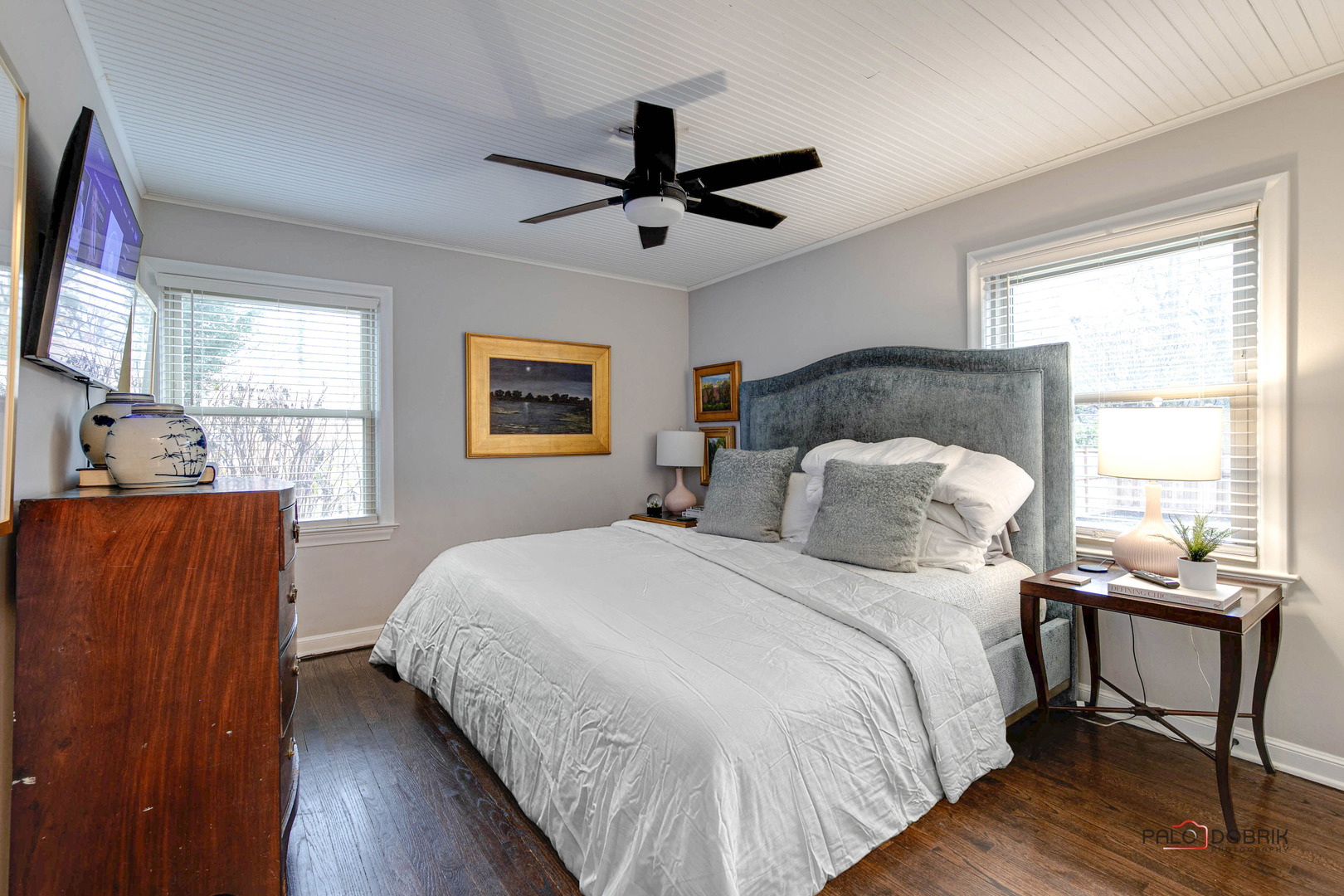 706 Deerpath Drive Deerfield, IL 60015 - Photo 12 of 36 a bedroom with a bed and a window