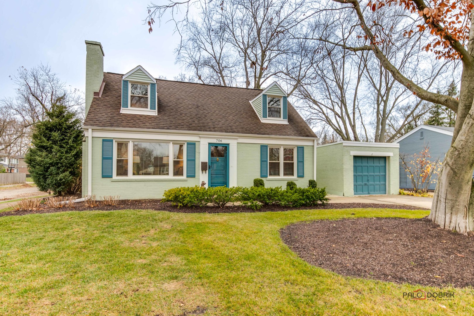706 Deerpath Drive Deerfield, IL 60015 - Photo 32 of 36 a front view of a house with garden