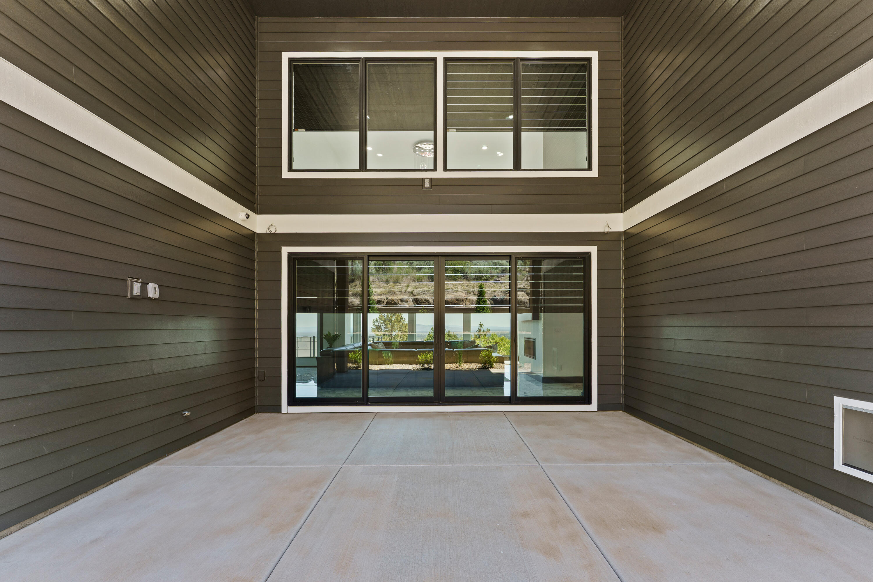 664 Northwest Powell Butte Loop Bend, OR 97703 - Photo 47 of 58 covered patio