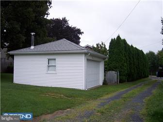 1637 Liberty Avenue Reading, PA 19607 - Photo 6 of 6