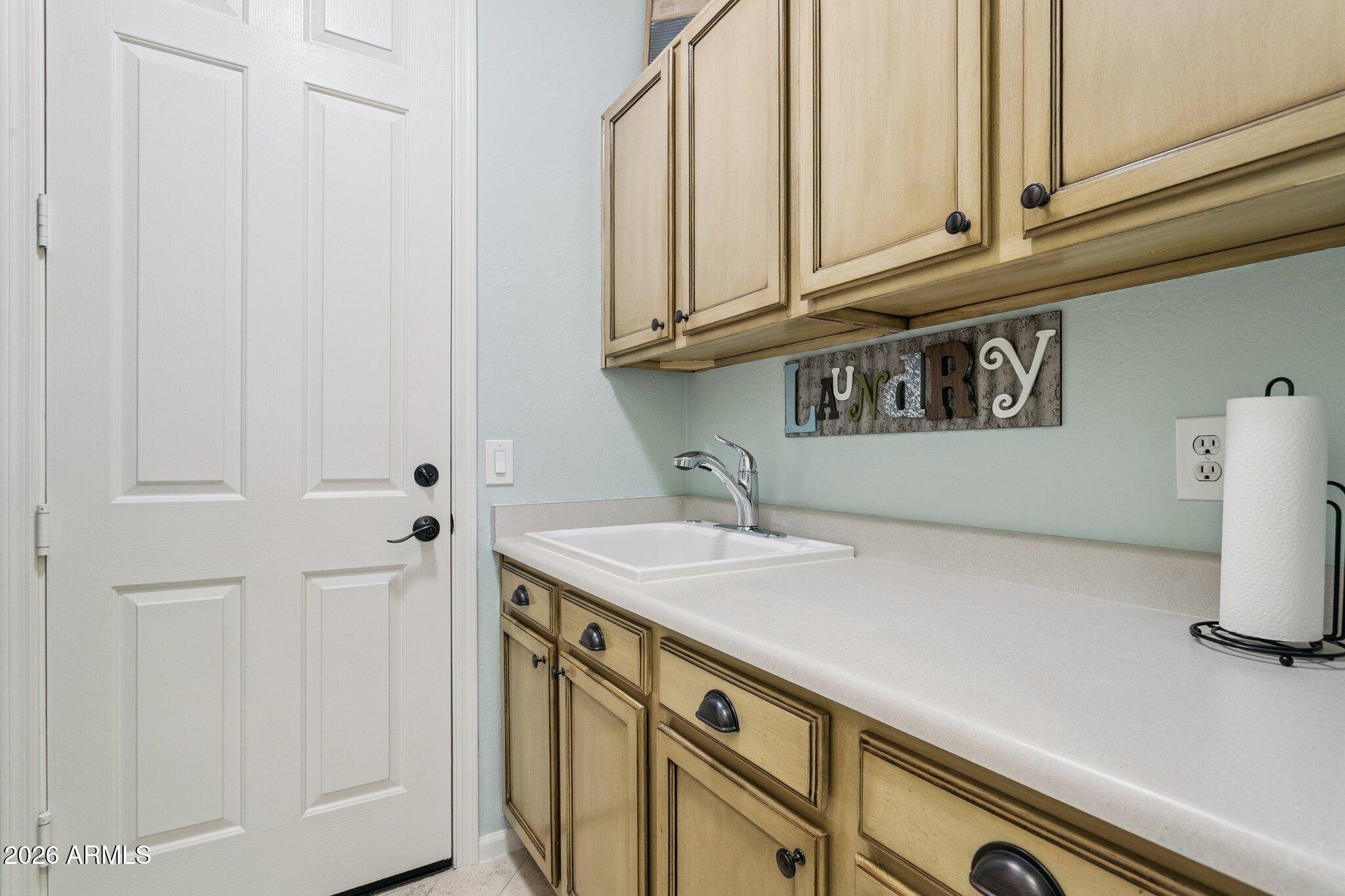 4806 East Estevan Road Phoenix, AZ 85054 - Photo 23 of 33 32-web-or-mls-4806-e-estevan-rd