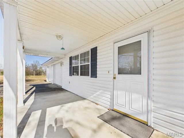 $259,000 | 306 County Road 469, Poplar Bluff, MO 63901