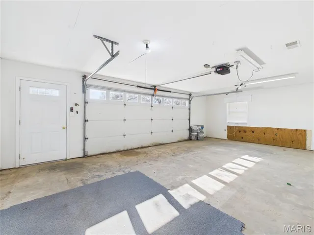 $259,000 | 306 County Road 469, Poplar Bluff, MO 63901