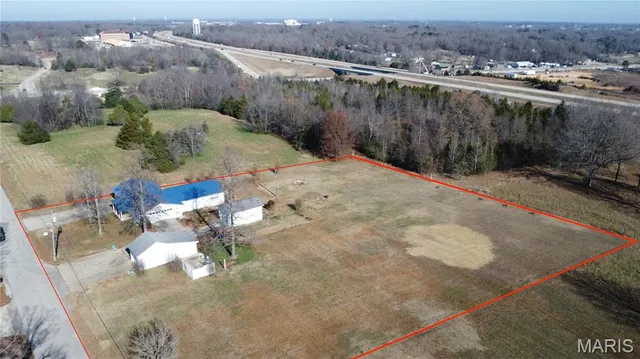 $259,000 | 306 County Road 469, Poplar Bluff, MO 63901