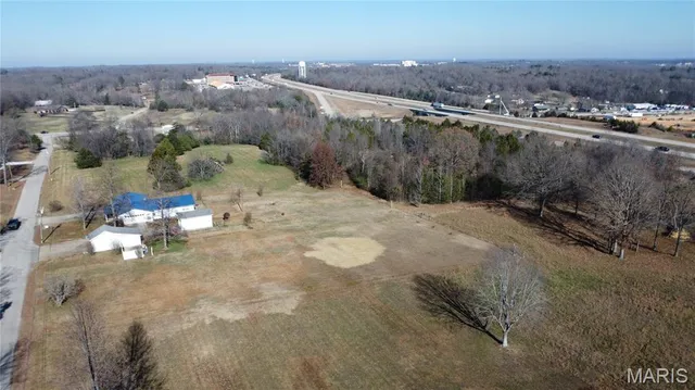 $259,000 | 306 County Road 469, Poplar Bluff, MO 63901