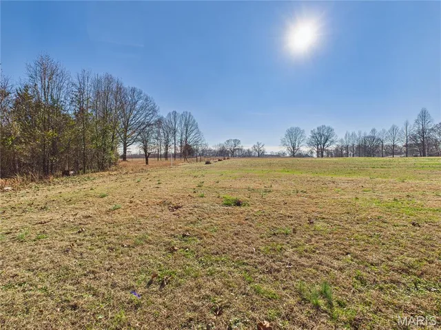$259,000 | 306 County Road 469, Poplar Bluff, MO 63901