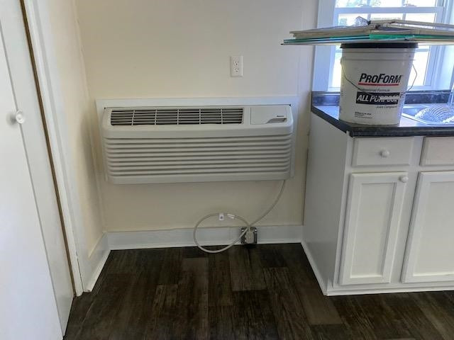 122 Bill Spain Road Henderson, NC 27537 - Photo 9 of 14 Photo 9