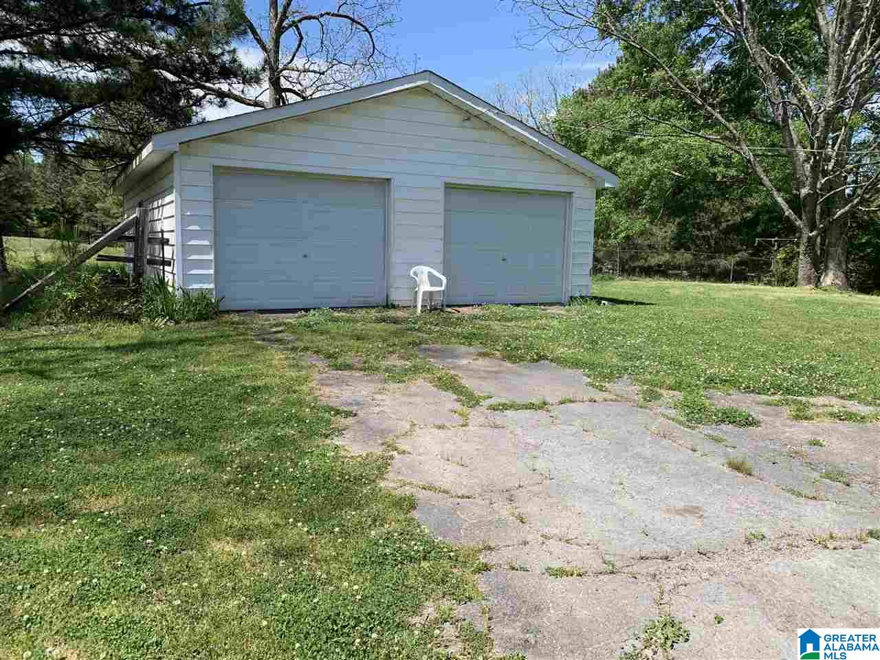 9050 Gallant Road Gallant, AL 35972 - Photo 5 of 31