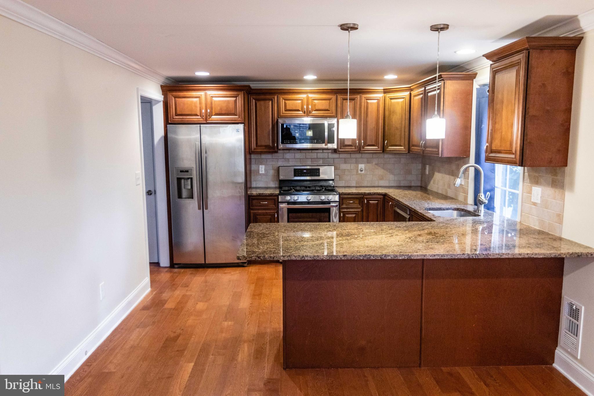 949 Thornton Road Upper Chichester, PA 19061 - Photo 30 of 43 Gallery Image 30