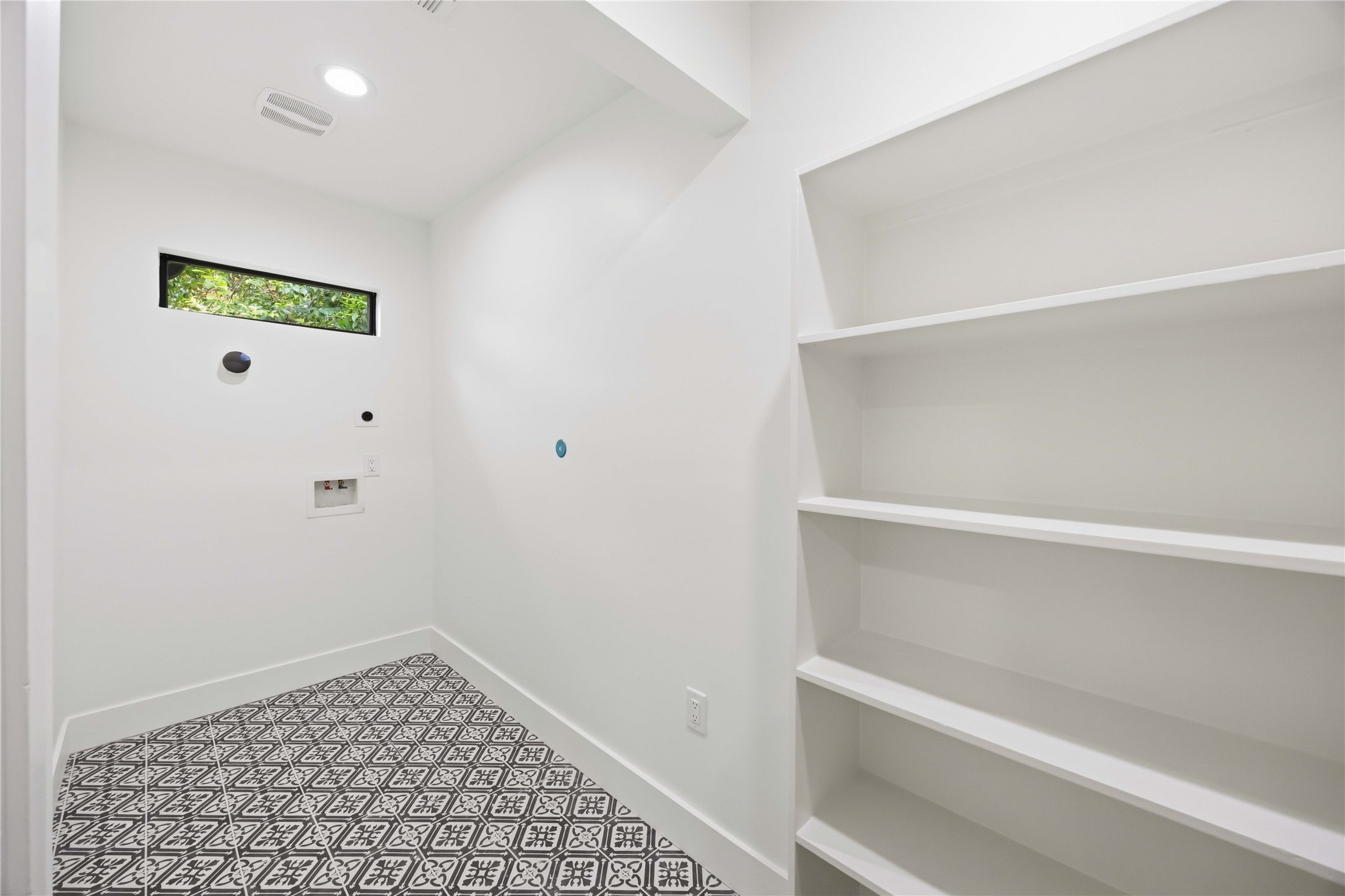 3214 Prospect Street Houston, TX 77004 - Photo 21 of 35 Laundry Room