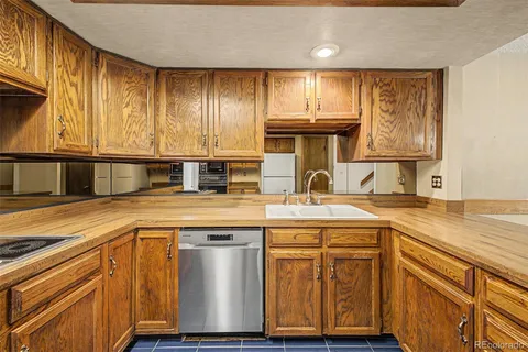 $495,000 | 12933 West 3rd Place, Lakewood, CO 80228