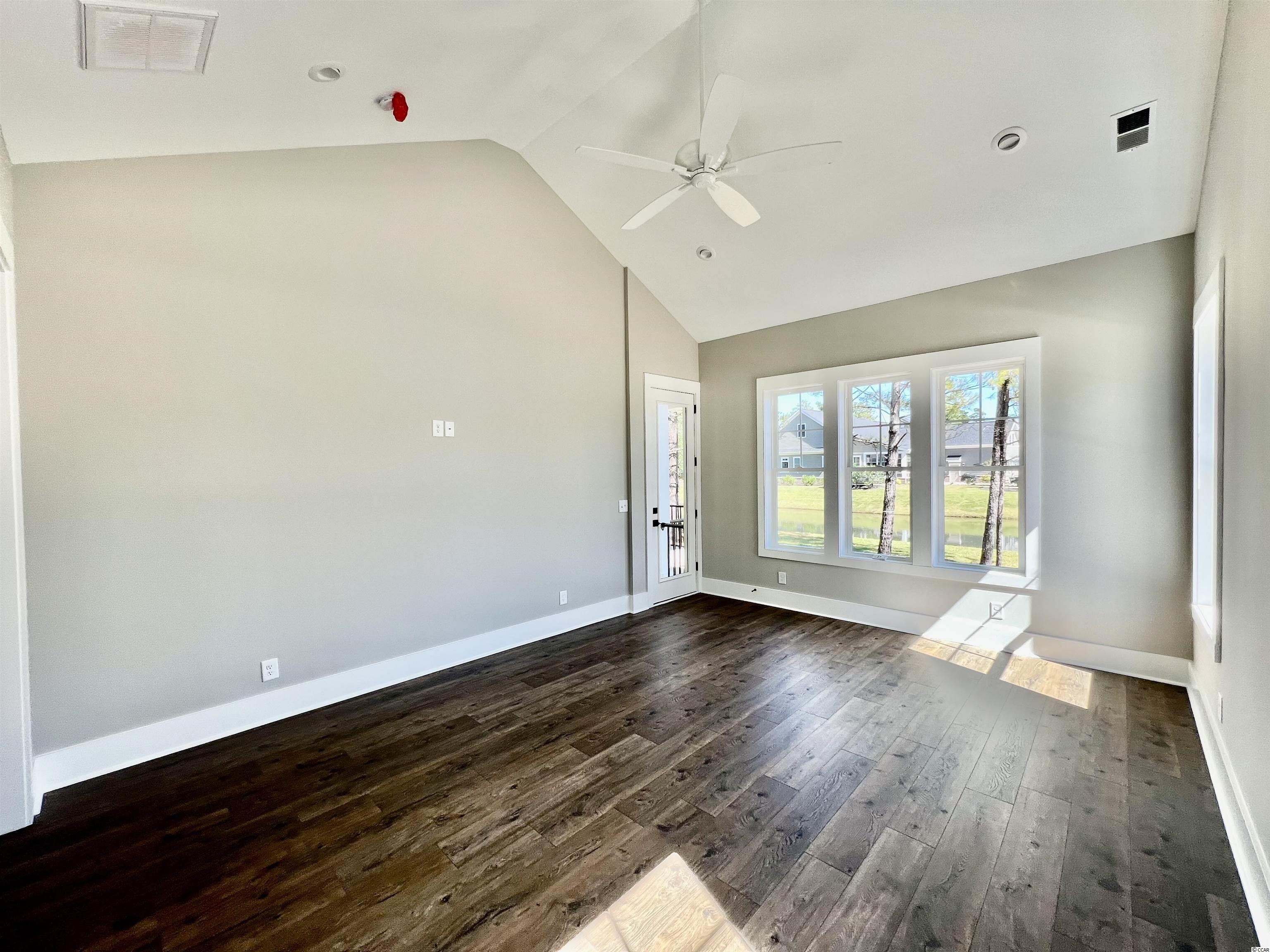 135 Knotty Pine Way Murrells Inlet, SC 29576 - Photo 18 of 38 Gallery Image 18