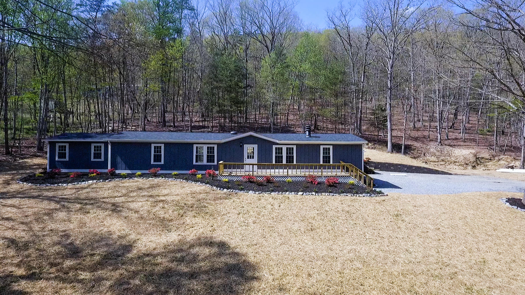 3590 Casey Road Salem, VA 24153 - Photo 1 of 41 Front