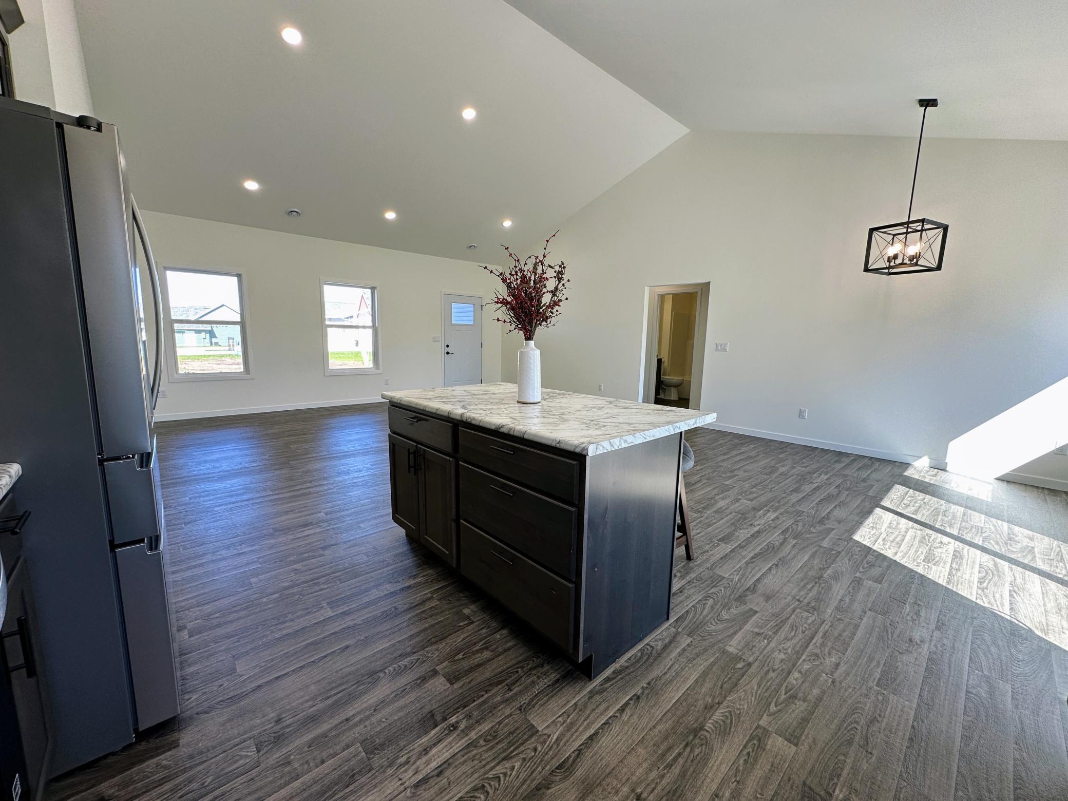 706 11th Street Northwest Perham, MN 56573 - Photo 14 of 22