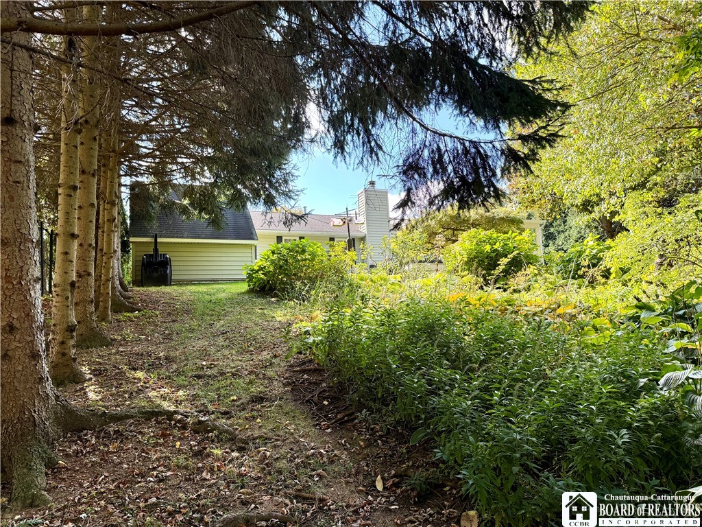 335 Chestnut Street Pomfret, NY 14063 - Photo 13 of 40