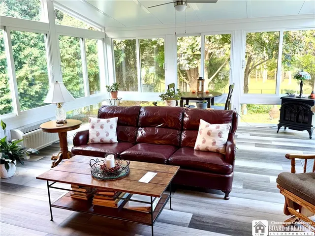 $379,900 | 335 Chestnut Street, Pomfret, NY 14063