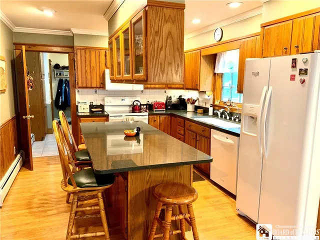 $379,900 | 335 Chestnut Street, Pomfret, NY 14063