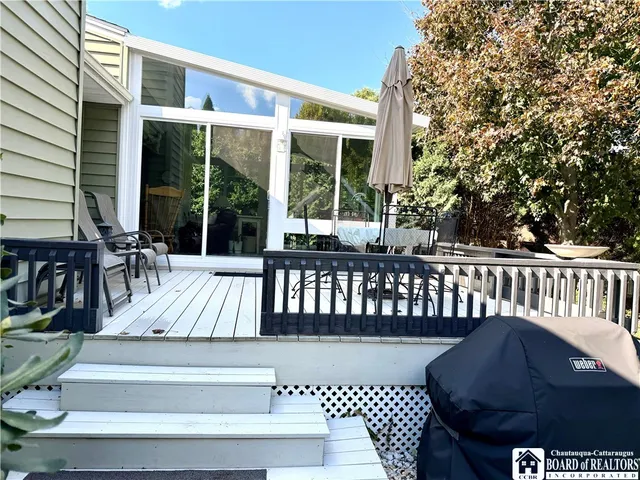 $379,900 | 335 Chestnut Street, Pomfret, NY 14063