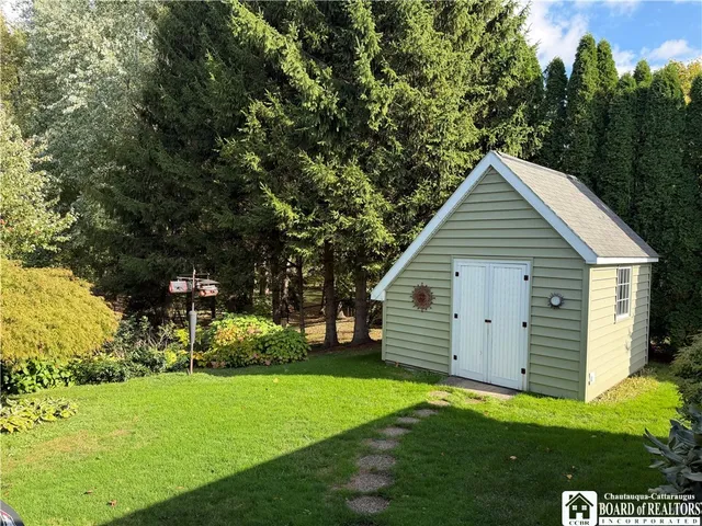 $379,900 | 335 Chestnut Street, Pomfret, NY 14063