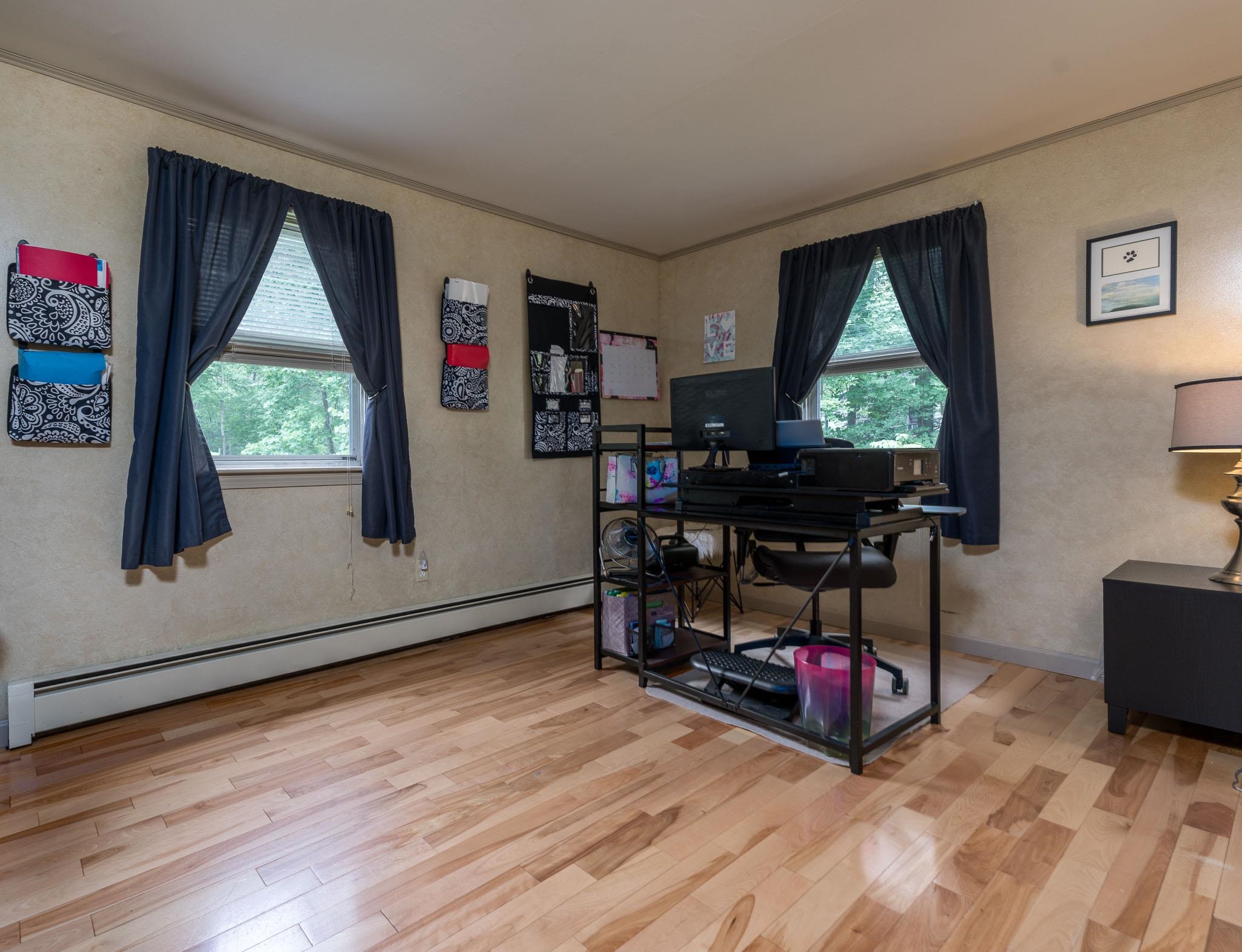 35 Stark Road Derry, NH 03038 - Photo 13 of 28