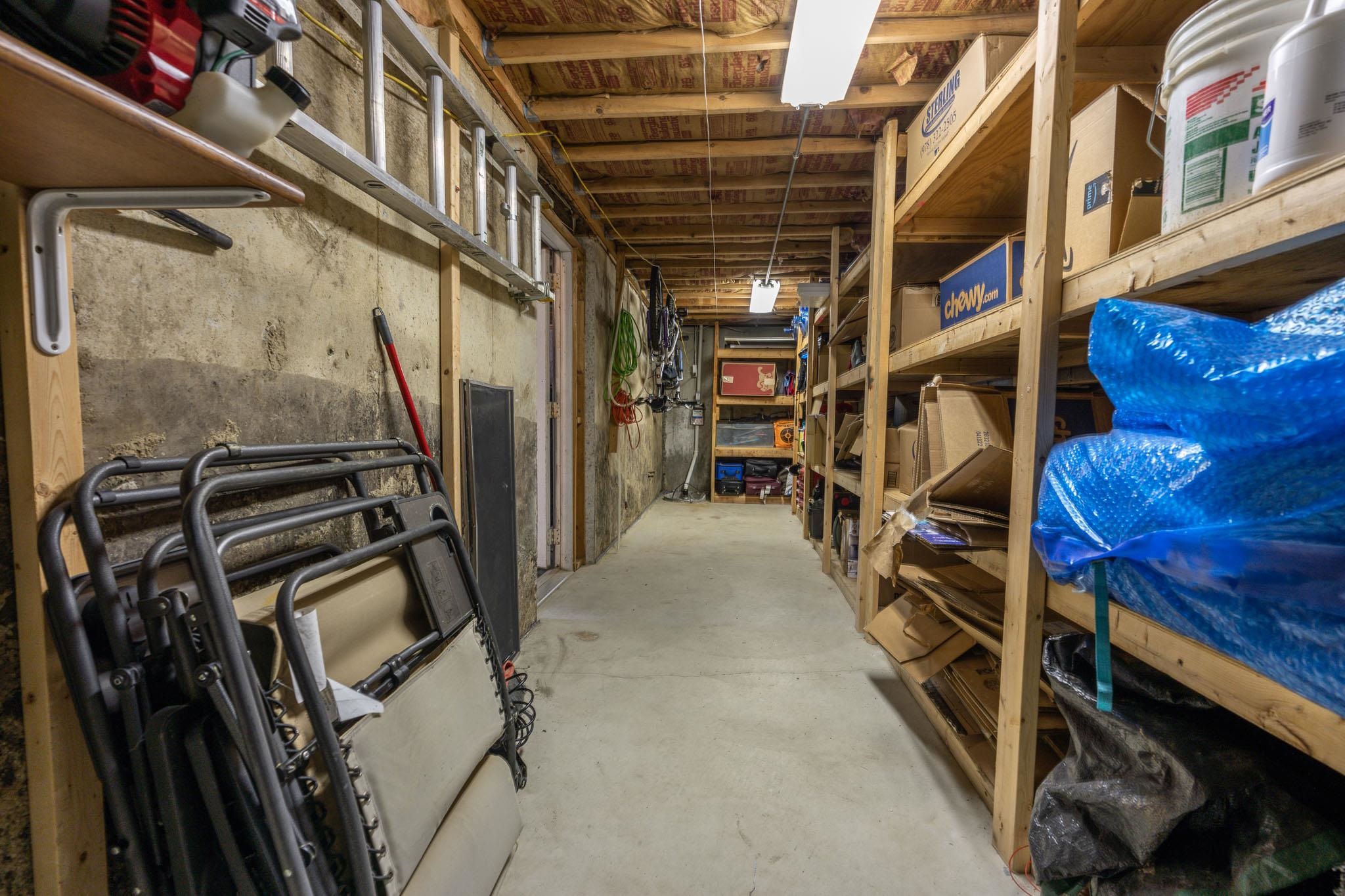 35 Stark Road Derry, NH 03038 - Photo 18 of 28