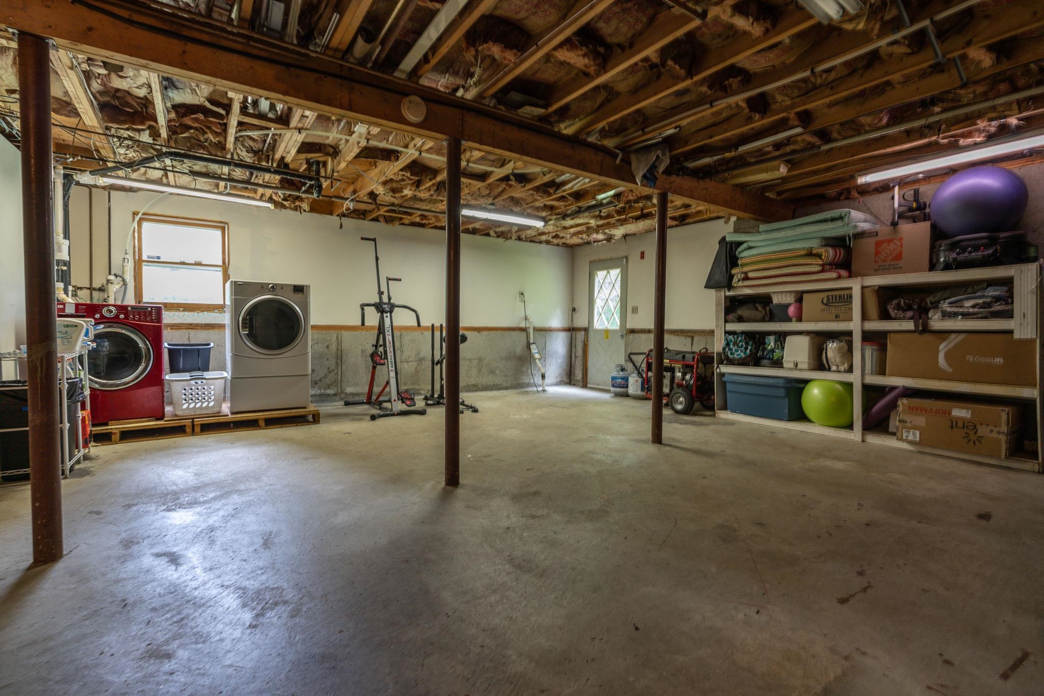 35 Stark Road Derry, NH 03038 - Photo 19 of 28