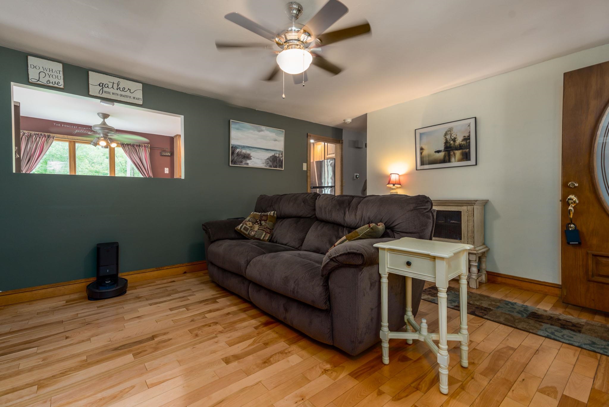 35 Stark Road Derry, NH 03038 - Photo 5 of 28