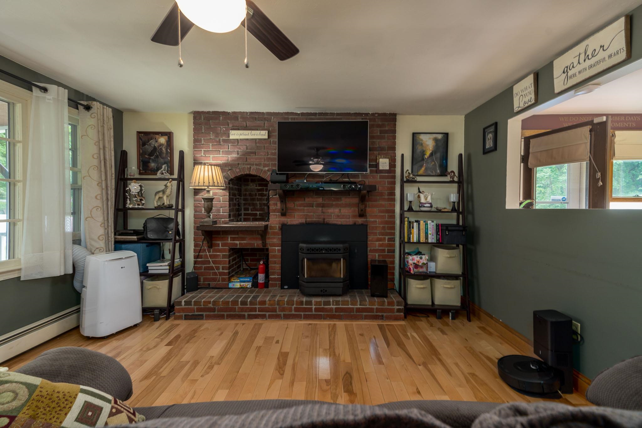 35 Stark Road Derry, NH 03038 - Photo 6 of 28