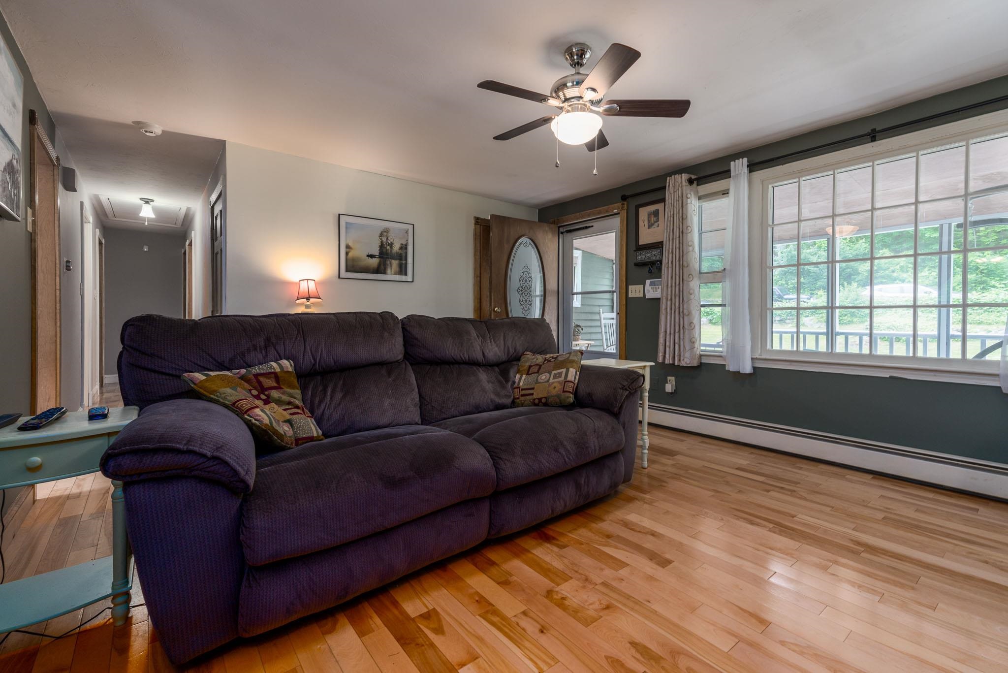 35 Stark Road Derry, NH 03038 - Photo 7 of 28