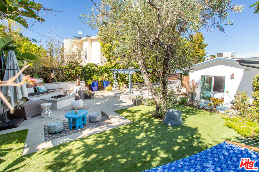 7319 Earldom Avenue Playa del Rey, CA 90293 - Photo 18 of 37 Gallery Image 18