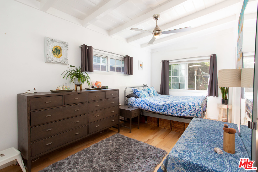 7319 Earldom Avenue Playa del Rey, CA 90293 - Photo 28 of 37 Gallery Image 28