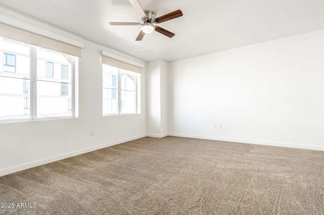 $2,350 | 215 East McKinley Street, Unit 406, Phoenix, AZ 85004